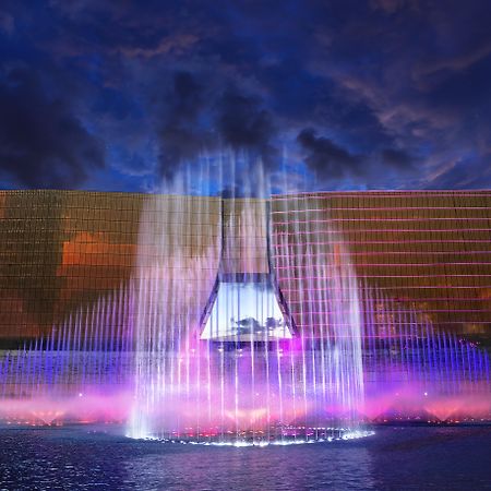 Okada Manila Ξενοδοχείο Πασάι Εξωτερικό φωτογραφία Fountain of the Americas