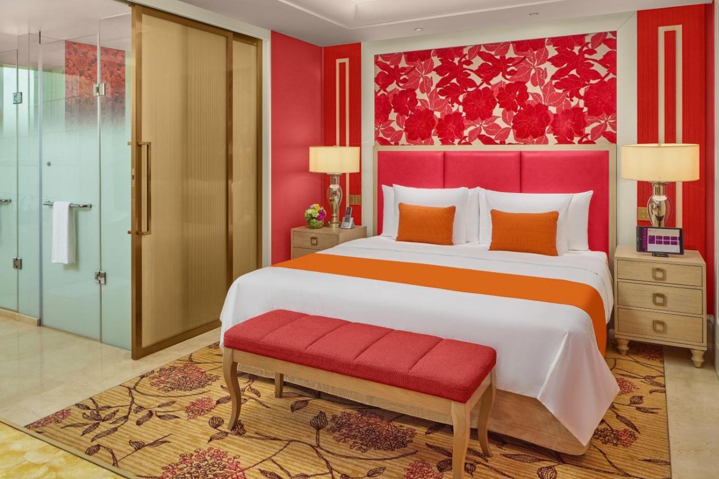Okada Manila Ξενοδοχείο Πασάι Εξωτερικό φωτογραφία A bedroom at the hotel