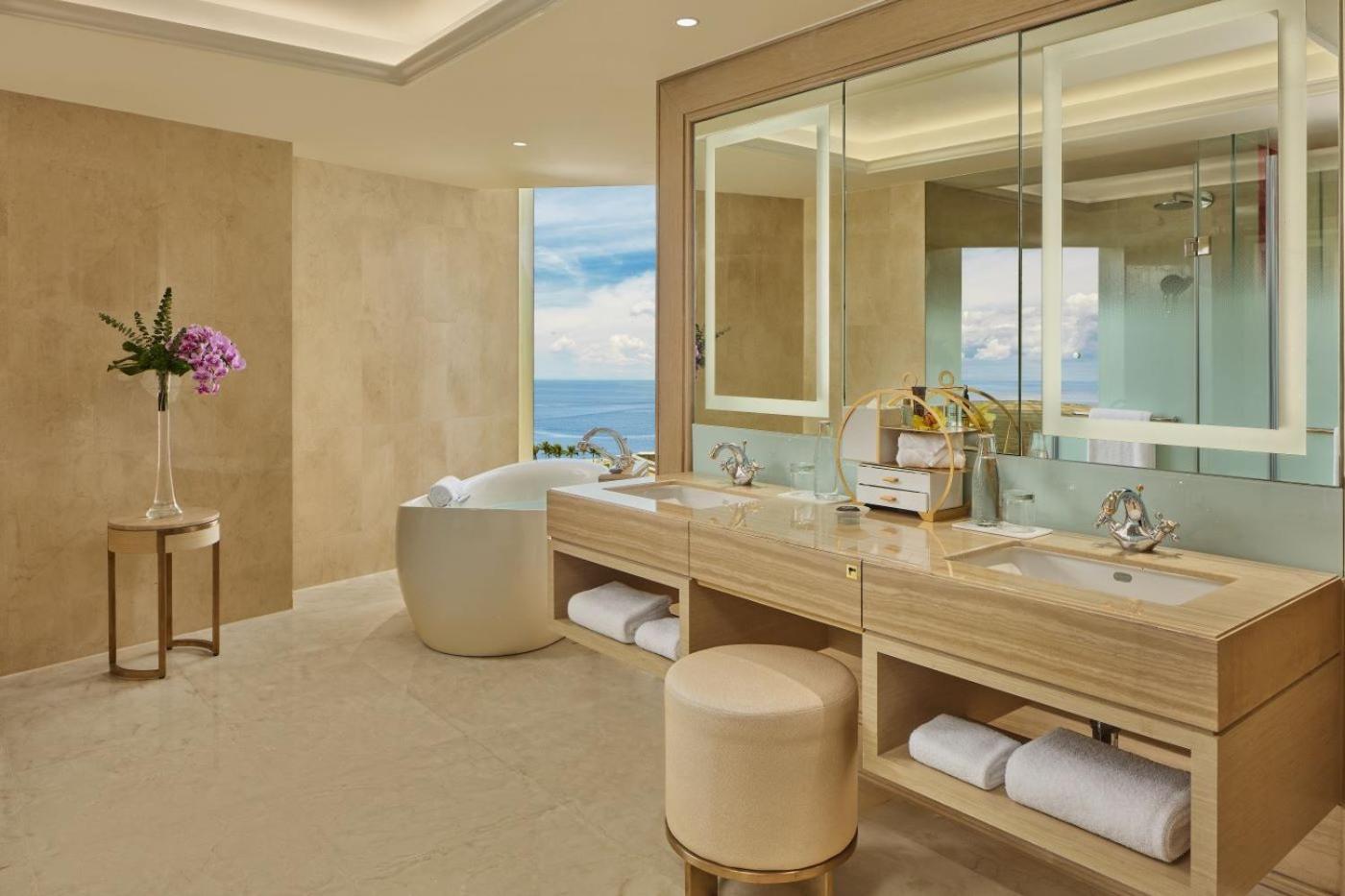 Okada Manila Ξενοδοχείο Πασάι Εξωτερικό φωτογραφία Bathroom